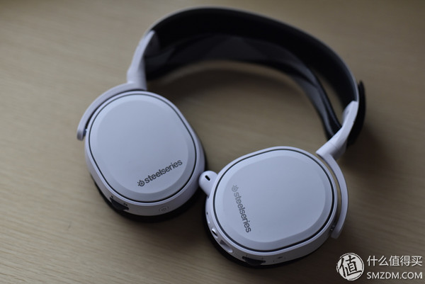 赛睿寒冰arctisnova7,赛睿arctis寒冰3耳机