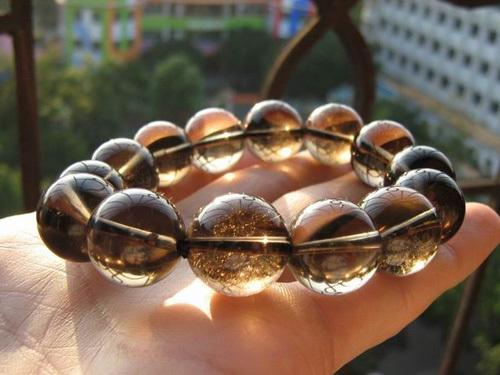 怎么挑选合适自己的水晶,怎么选适合自己的水晶颜色