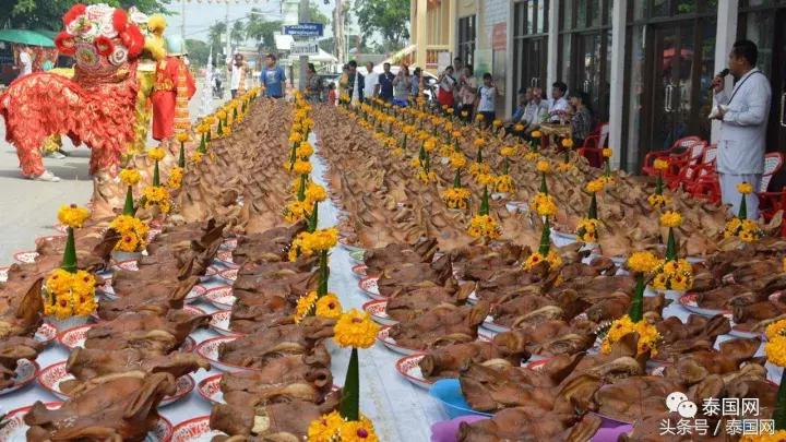 去寺庙还愿需要带红布吗,泰国进庙需要注意什么