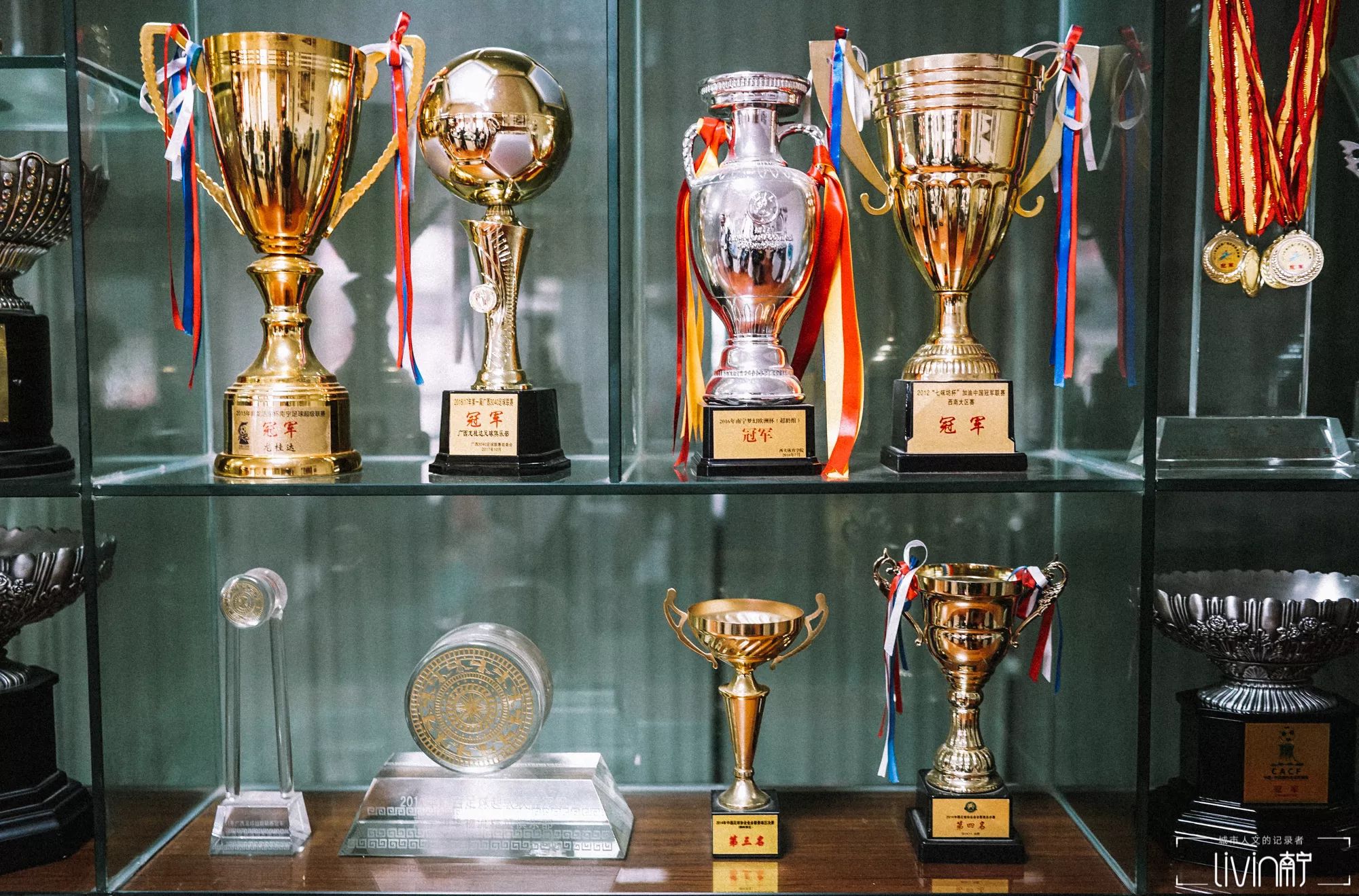 中国第一支职业足球俱乐部,中国第1个职业足球俱乐部是