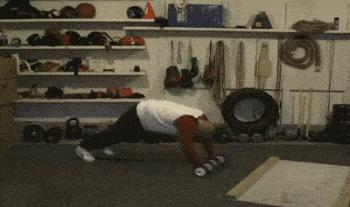 练腹肌用腹肌轮还是其他方式,腹肌轮跪着练能练出腹肌吗