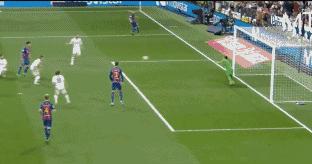 梅西的技术有哪些,梅西的技术很粘球