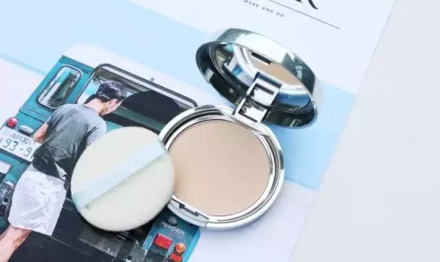推荐几款定妆和补妆产品,定妆底妆补妆三合一平价推荐