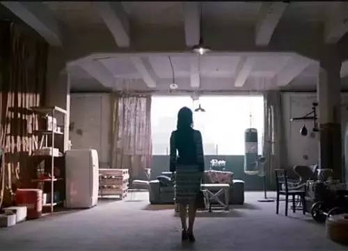 女朋友难过的时候怎么安慰,女朋友在恋爱中应该怎么做