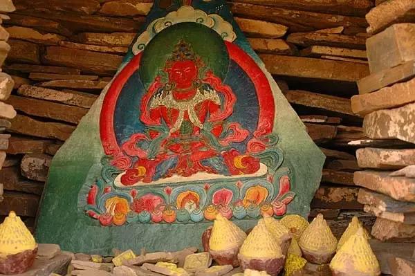 巴格玛尼墙到石渠多少公里,世界之最古城墙长城