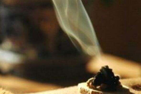 减肥可以艾灸肚子吗,减肥能用艾灸吗