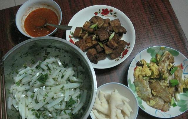 直击一日三餐,三四线城市的一日三餐