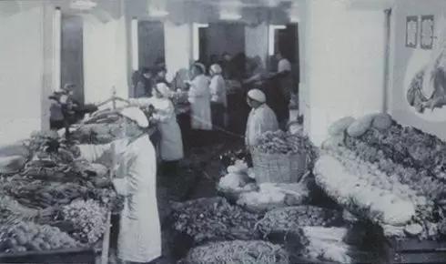 30年前沈阳老照片中街,沈阳市80年代的老照片