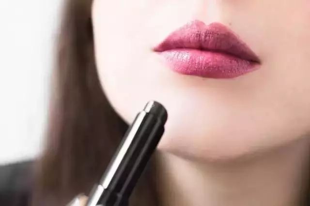 免税店香水排行榜前十名,免税店唇釉推荐排行榜前十名