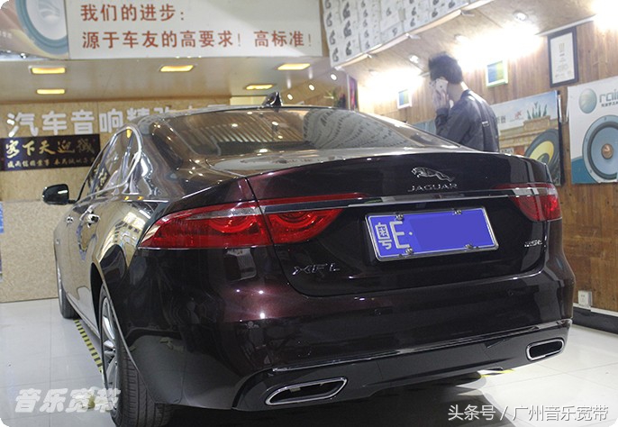 捷豹xj门板异响,捷豹xj门板喇叭发出滴滴声音