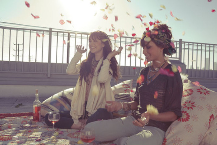 社会太浮躁需要正能量,如何在浮躁的社会里保持平静的心