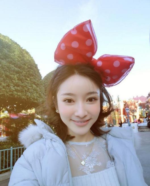 16岁辍学打工，和姚笛相恋，被杨幂拒吻，如今被称“励志哥”