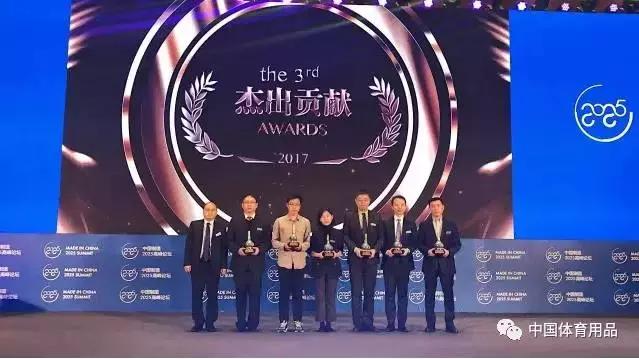 阿迪达斯代言人易烊千玺鼠年,adidasneo代言人是易烊千玺吗