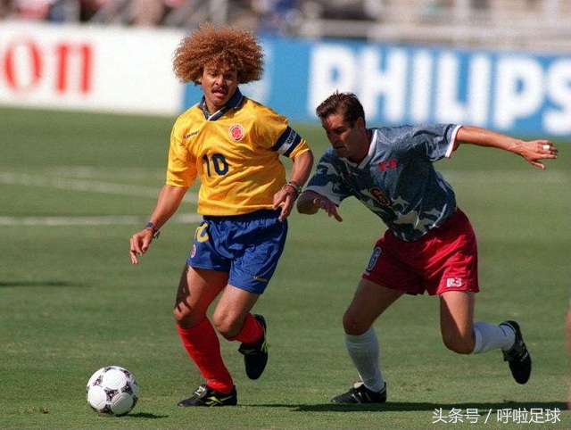 十大最强足球球星伊布,长发飘逸足球