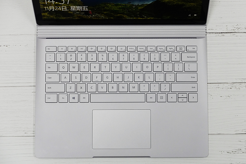 微软SurfaceBook213.5测评,surfacebook2评测