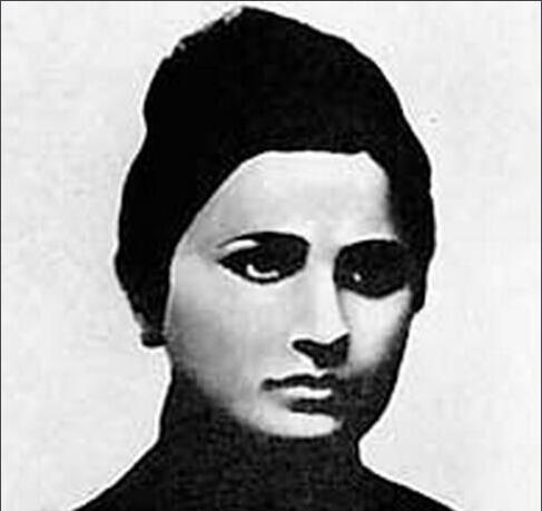 当年的“孟什维克”是如何间接害死了斯大林的结发妻子？