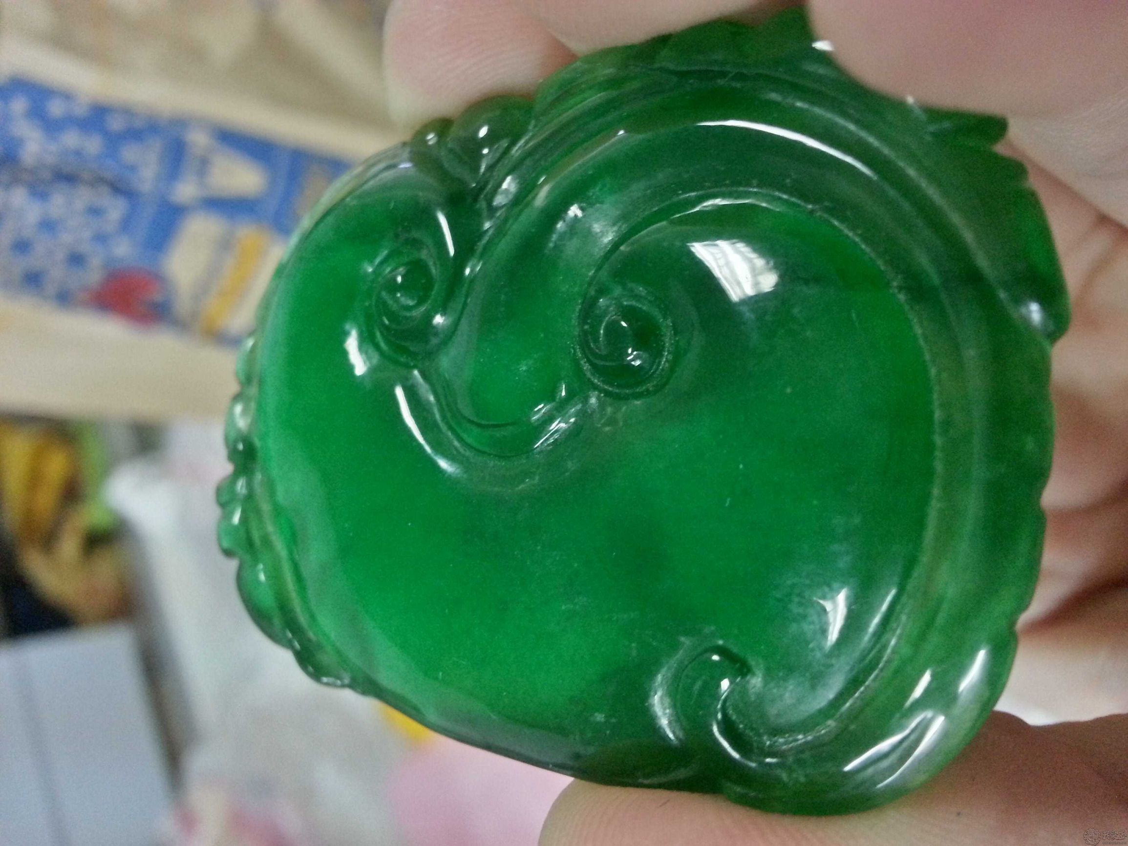 怎样判断珠宝玉石鉴定网站的真假 (如何判断网上的玉石珠宝的真假)