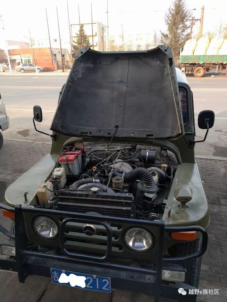 从瑞丽去畹町的路上,去畹町的路上