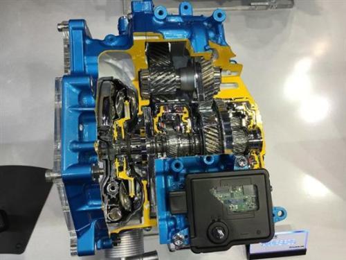 9万左右的二手凯美瑞,八代凯美瑞和第九代凯美瑞对比