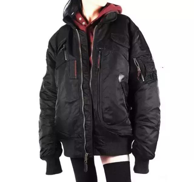 花5分钟，就把过时的基本款，变成了最火超模同款…