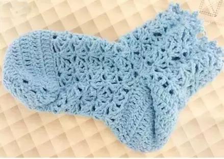 婴儿毛线袜子钩织教程全过程,婴儿毛线袜子的钩织教程