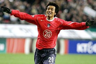 李玮峰亚洲杯完整视频,2004亚洲杯李玮锋