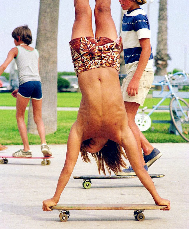 vans第一双滑板鞋,vans在哪里发售新鞋