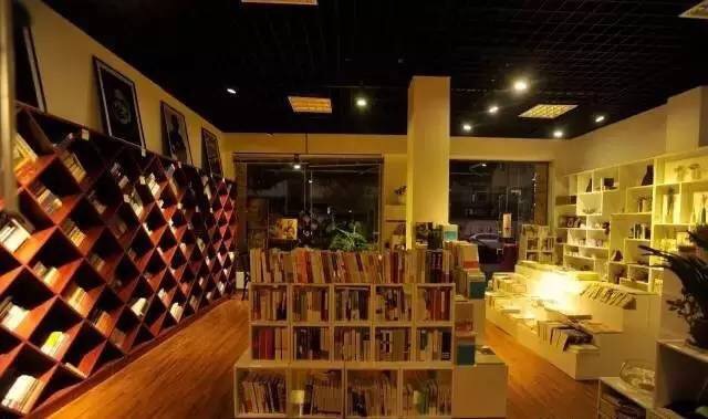 中国最美书店海岱楼钟书阁,上海钟书阁哪家最美