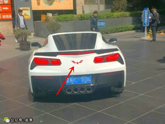 老公，这五菱跑车真漂亮，明年咱换车吧？100多万你能存够吗？