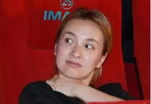 吴昕惊艳路人镜头,吴昕素颜化妆视频