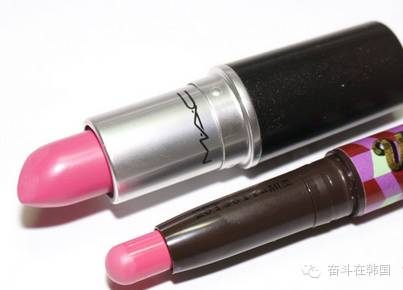 平价和大牌的化妆品,贵上天的化妆品有效吗