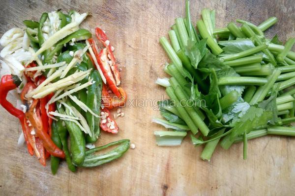 绿豆饼炒了吃,素炒绿豆饼做法