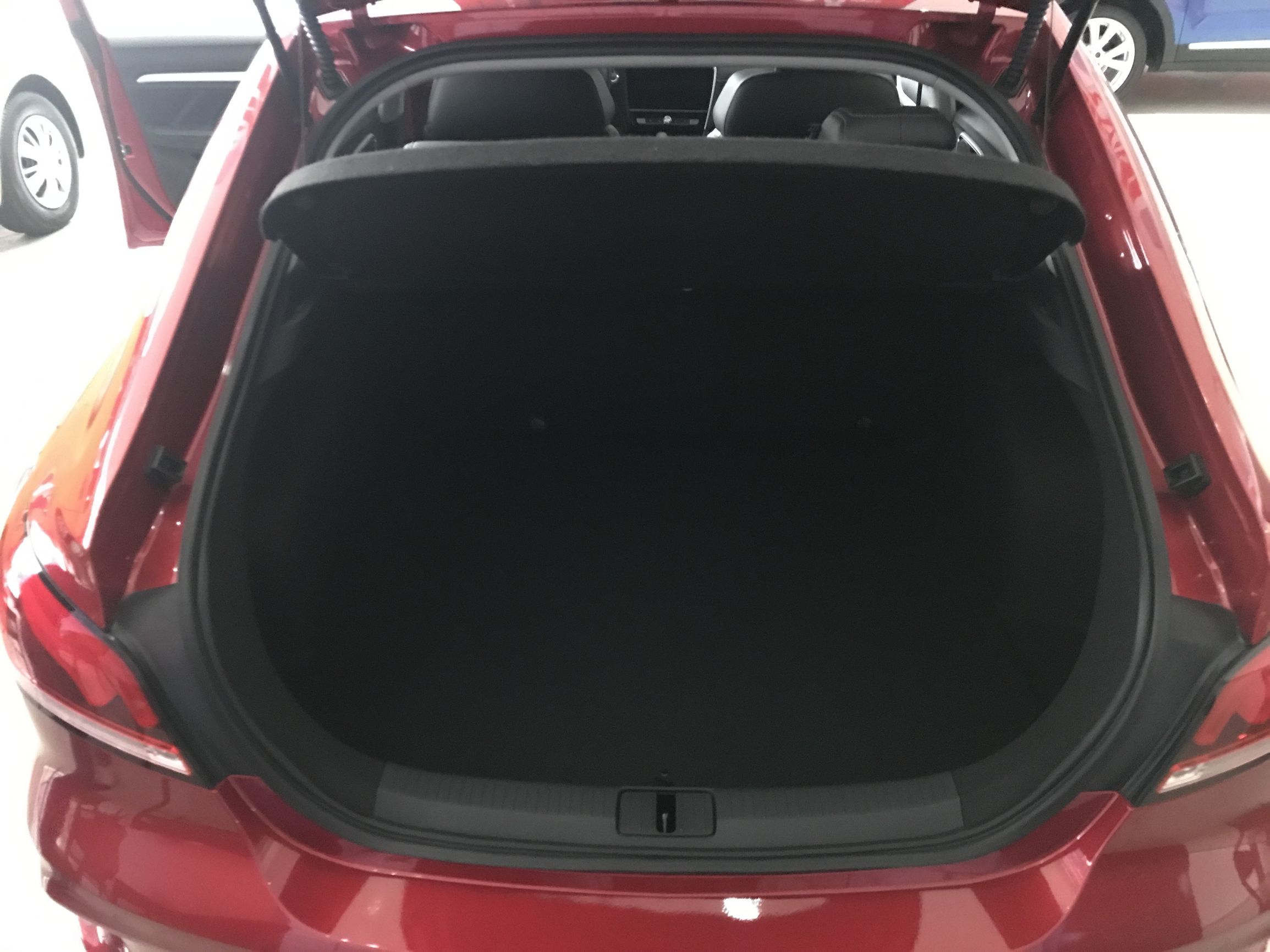 名爵6手动豪华第一视角,全新名爵6内饰体验