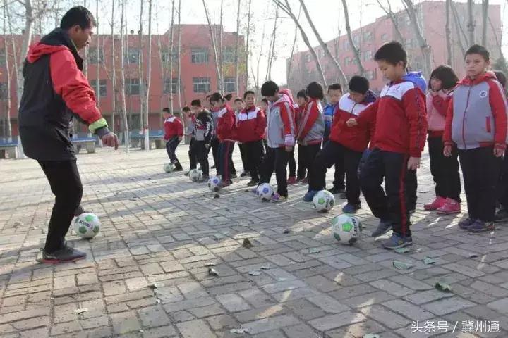 冀州中学体育课,冀州市信都学校新闻