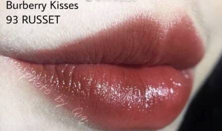 这10支铁锈红,让你白白白白成发光体!