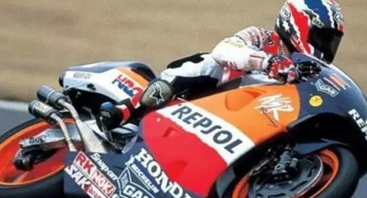 大排量摩托车有什么实用性,大排量摩托车为什么不适合新手