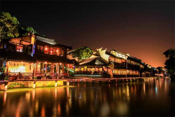 乌镇是互联网大会的会址吗,互联网会址为什么选在乌镇