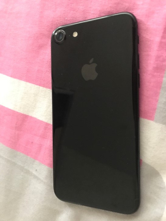 iphone7亮黑色上市,亮黑色iphone7系列