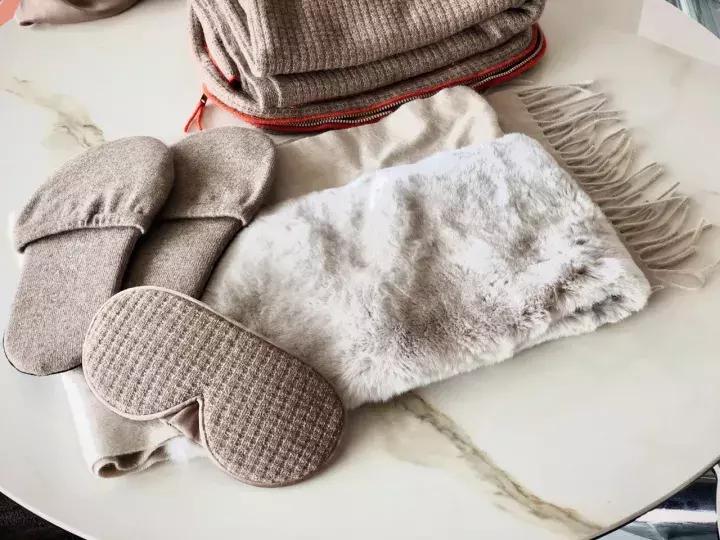 送礼什么礼物最走心,钱少送什么礼物最合适