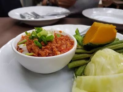 清迈自由行必吃美食,泰国清迈必吃十种美食