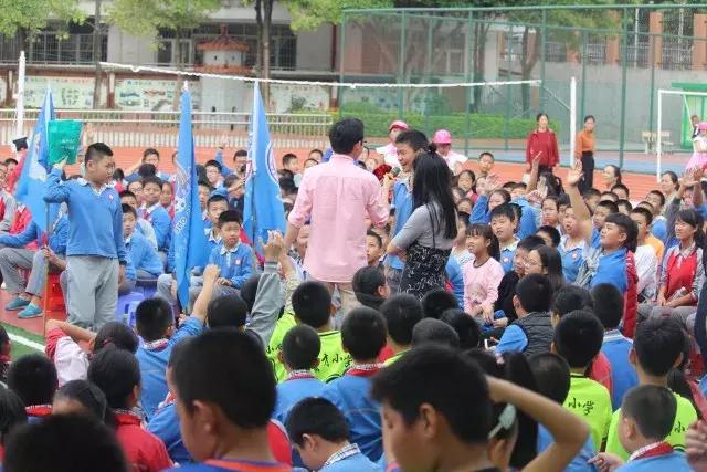 爱足球动起来2017年海沧育才小学首届“博爱杯”足球跳绳文化节