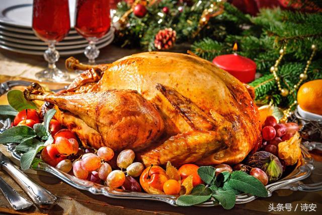 英国女王一顿饭吃多少道菜,英王室女王圣诞节