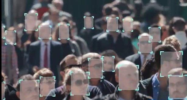 微信能预测人的未来长相？老外你别不信，马化腾真没吹牛！