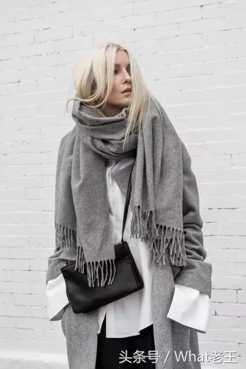 lv羊绒围巾哪个颜色最百搭,买羊绒围巾哪个颜色最百搭