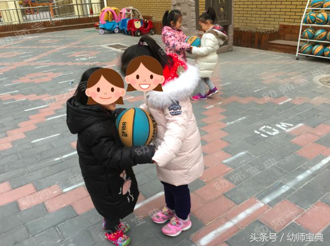 幼儿园游戏疯狂的大球,幼儿园100个体育游戏及玩法