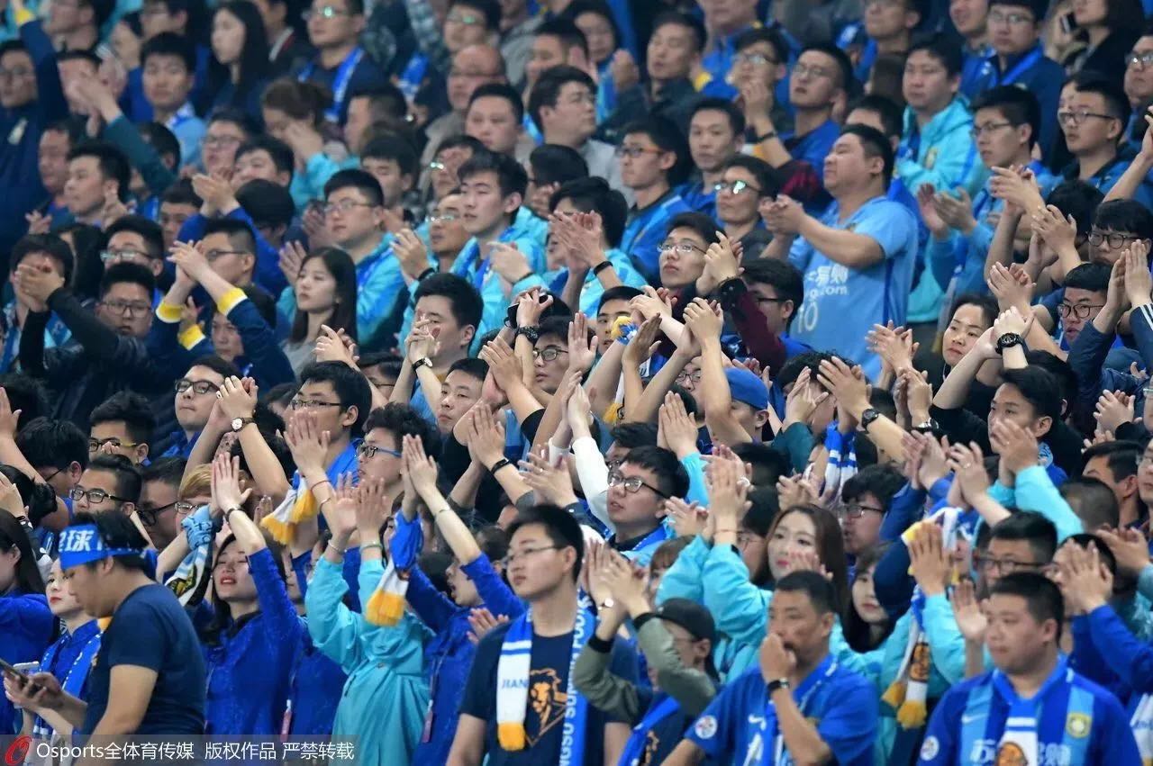 江苏苏宁足球队中超冠军,江苏苏宁易购足球俱乐部夺冠