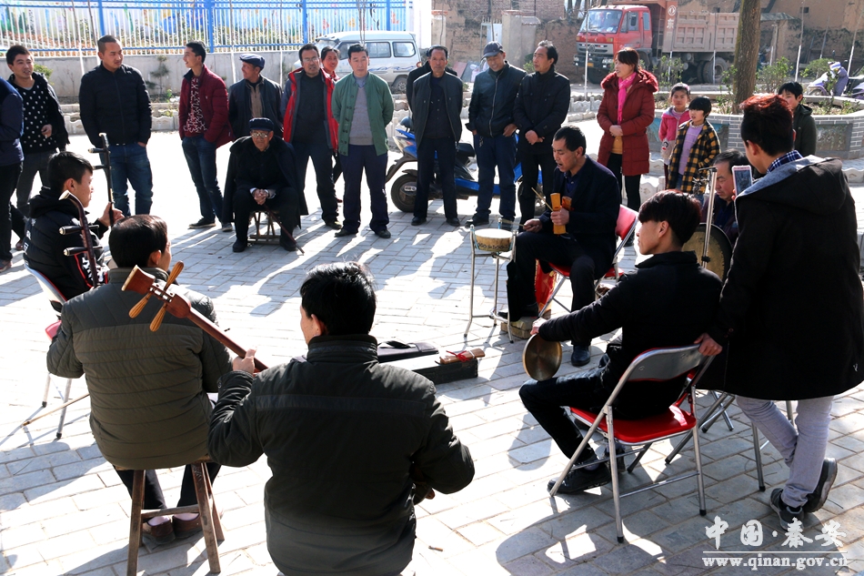 莲花镇郭河村郭孟杰,秦安县莲花镇郭河村郭孟杰