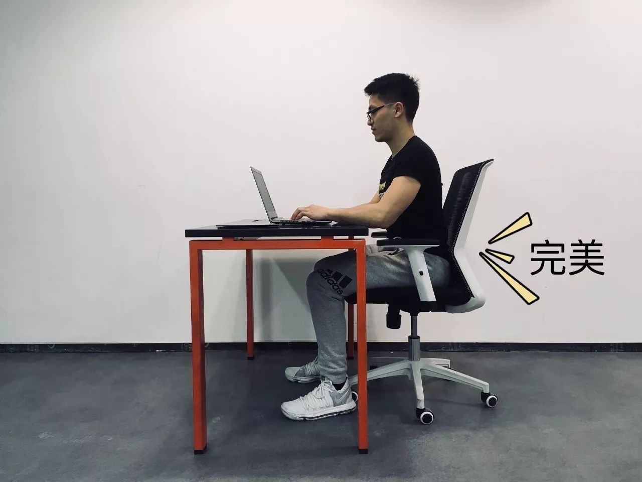 常坐办公室最好的健身方式,适合办公室久坐的健身动作