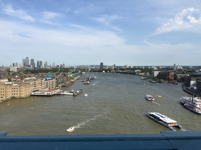 【已完结】英格兰苏格兰18日游记——美景、历史、足球、文化全体验(含挡风玻璃损坏以及车胎被扎处理经过)