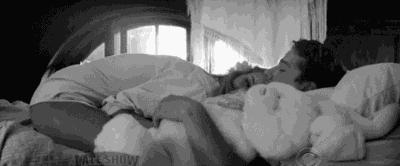 塞满豪华装备的移动“希尔顿”一万块买个树洞你钻吗?